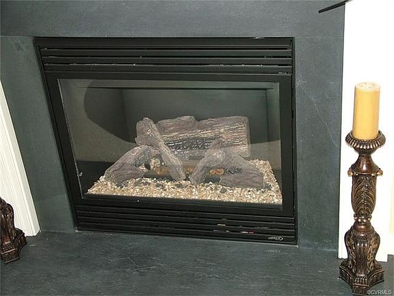 4th image of 100 Colter Dr #100