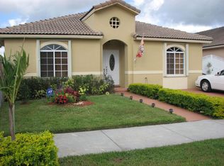 14357 SW 171st Ter, Miami, FL 33177