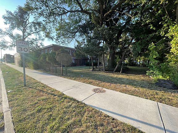 3rd image of 15010 Tireman St Unit 3