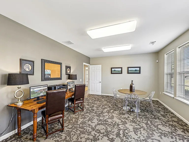 Glenmary Village Apartments — Photo 11