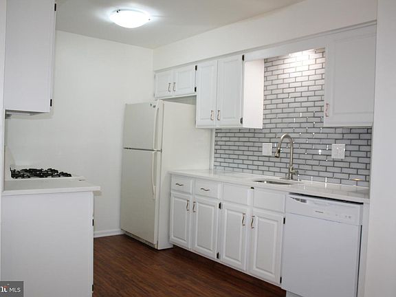 2nd image of 91 Fair Oaks Ct
