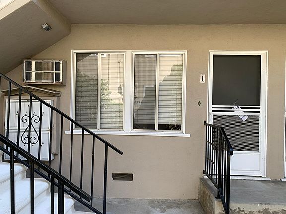 4th image of 10834 Bloomfield St APT 1