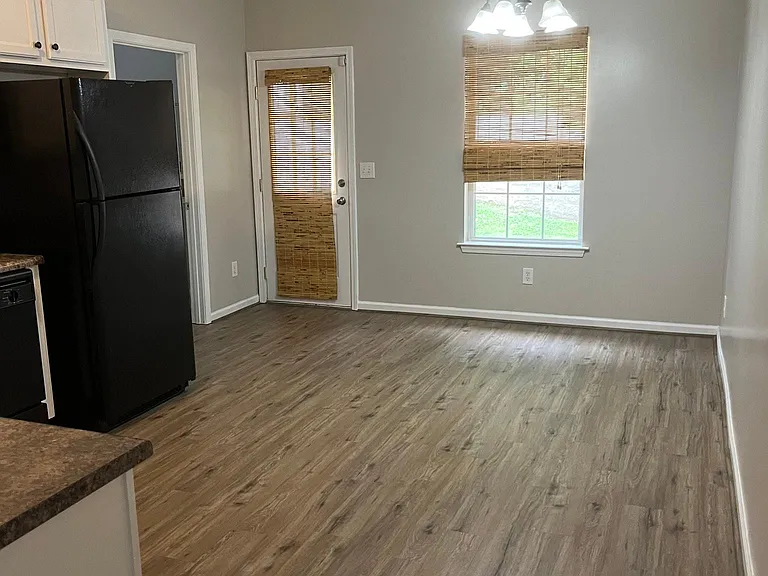 4812 Southern Oaks Ln — Photo 4