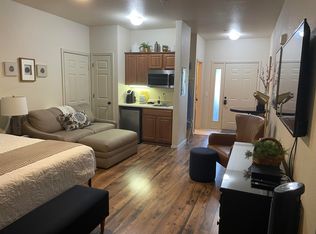 1001 Golf Dr BUILDING 22-1, Reeds Spring, MO 65737