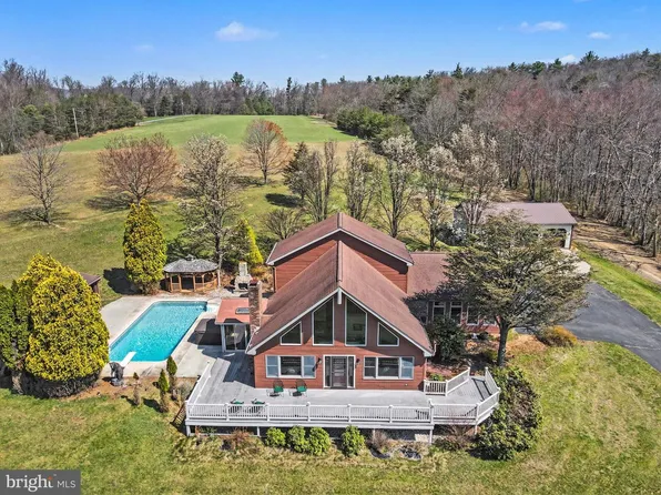 52 Mile Rd #1/2, Pine Grove, PA 17963