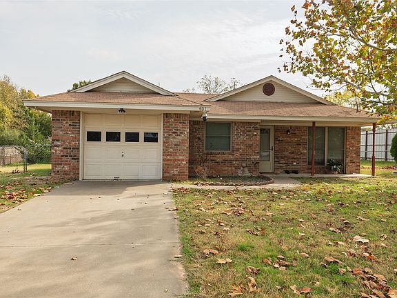 2nd image of 401 Berryhill Dr
