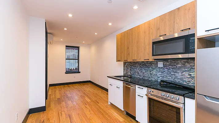 Rented by Nooklyn NYC LLC | media 1