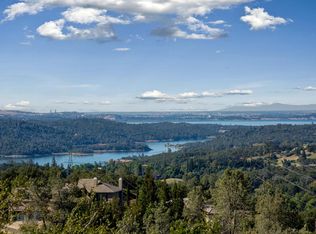 12110 Mont Vista Dr, Auburn, CA 95603