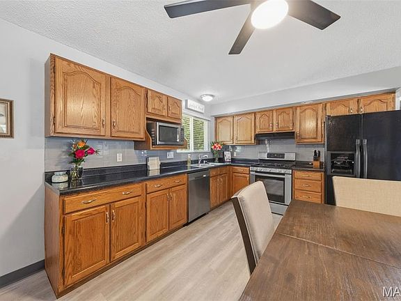 2nd image of 1815 Keeven Ln