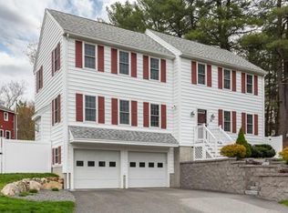 36 Riverside Dr, North Reading, MA 01864