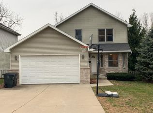 150 West St, Lake Geneva, WI 53147