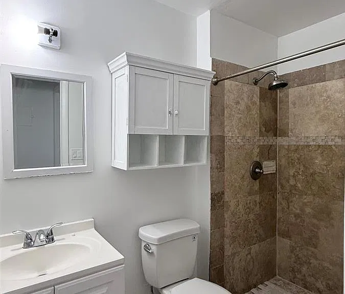 4313 NW 6th Ave — Photo 7
