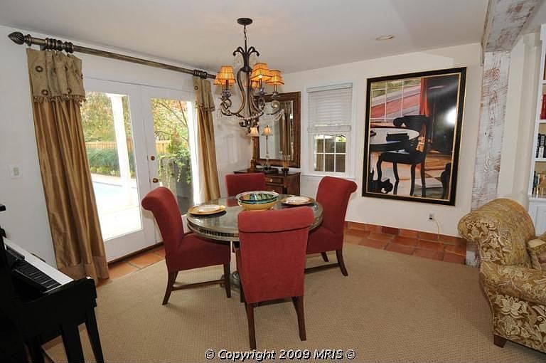 2nd image of 1401 Spring Vale Ave