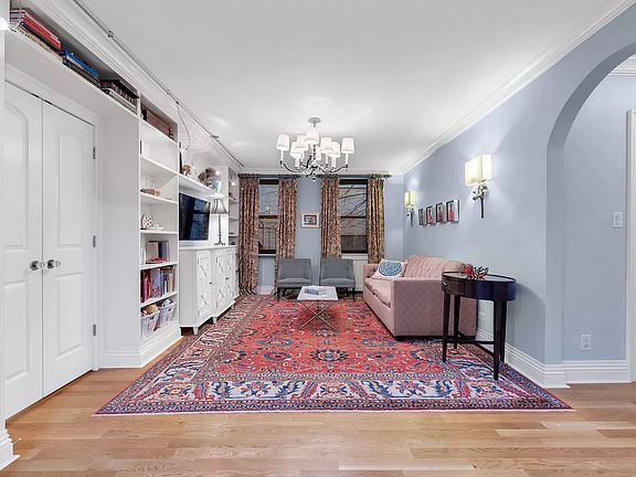 3rd image of 221 E 78th St #2HI