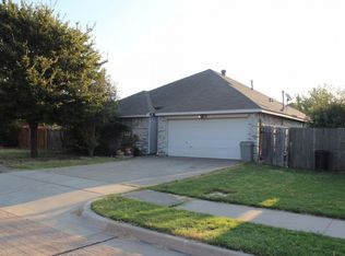 3412 Tommy Hays Dr, Haltom City, TX 76117