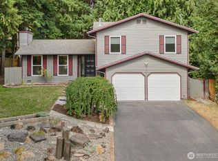 7282 Oxford Ct NW, Bremerton, WA 98311