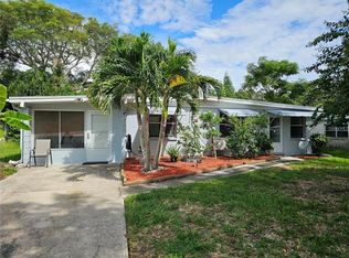 10821 105th St, Largo, FL 33773