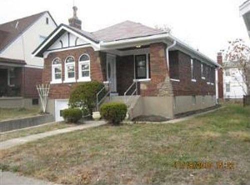 1st image of 1806 Garden Ln