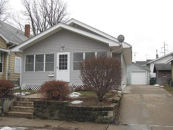 1st image of 1926 W Horne Ave