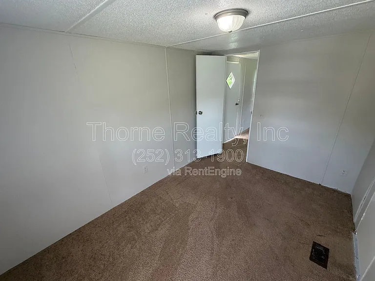 39 Travis Ln — Photo 21