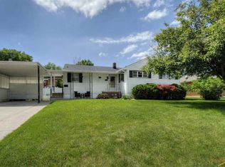 2009 9th St, Rapid City, SD 57701