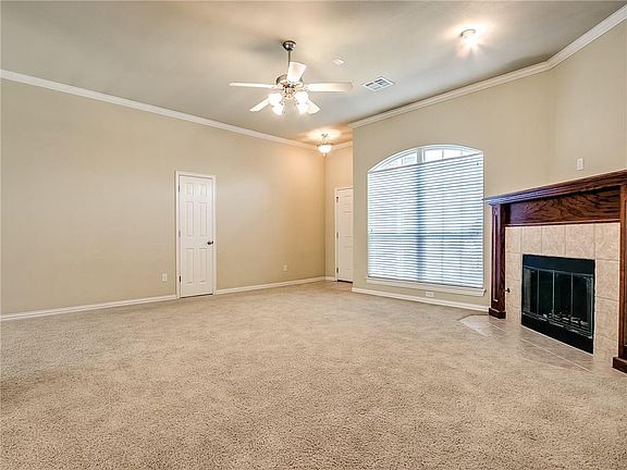 5th image of 15924 Korie Dr