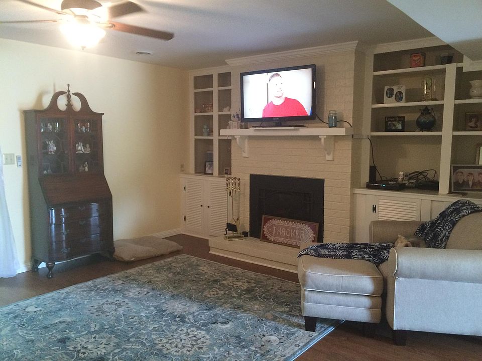 1st image of 114 Silo Sq Unit 24