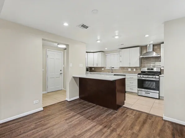 900 S Harrison St, Denver, CO 80209