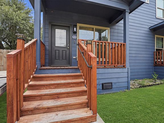 3rd image of 2336 Charles Rd #A