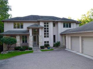 11141 Mill Run, Minnetonka, MN 55305