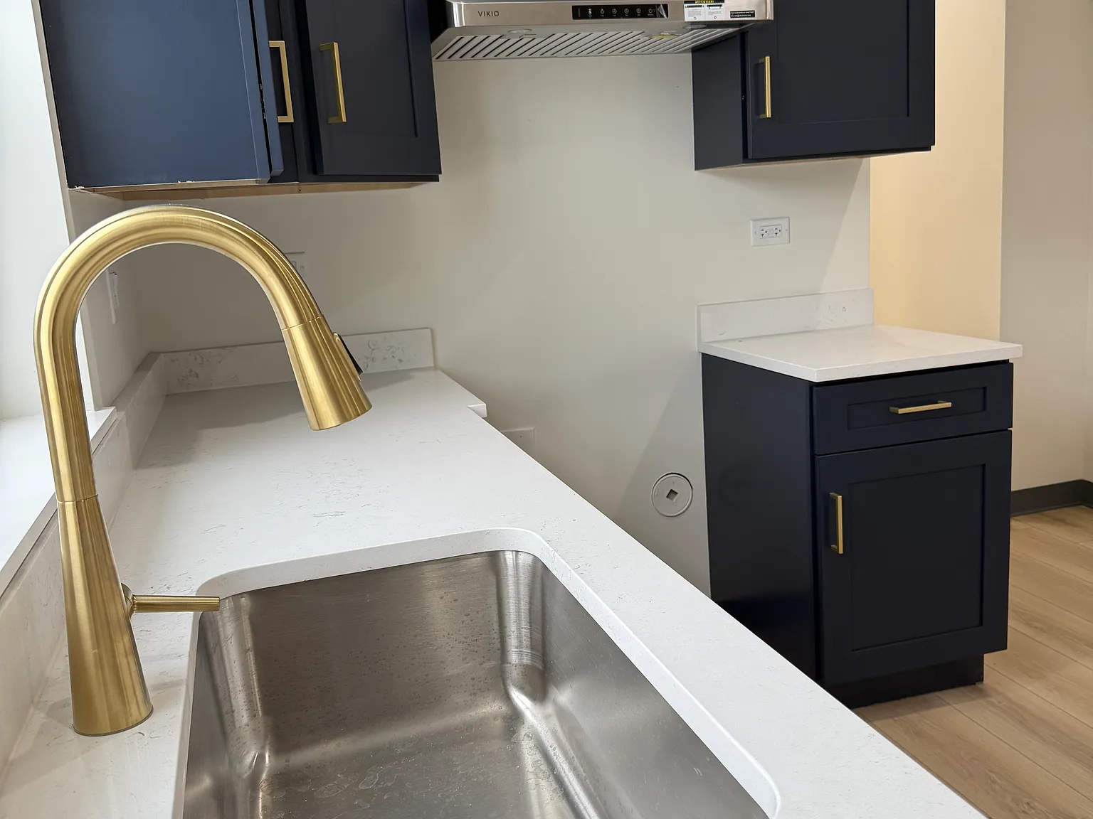 1 bed, 500 sqft, $1,200 — Photo 2