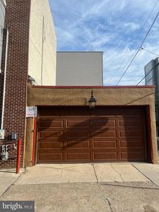 233 E Thompson St, Philadelphia, PA, 19125