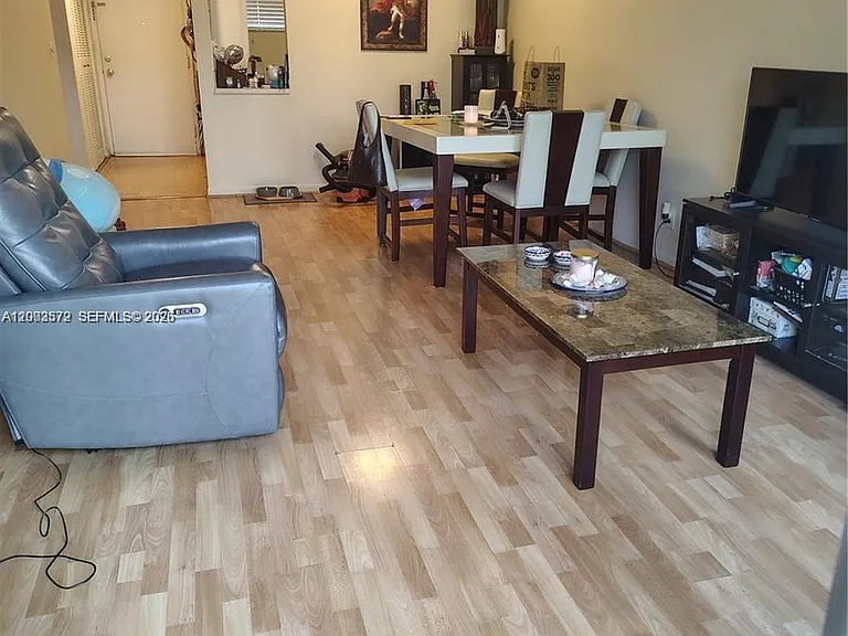 7501 NW 16th St #3207 — Photo 3