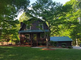 129 Walnut Hollow Ln, MOORESVILLE, NC 28115