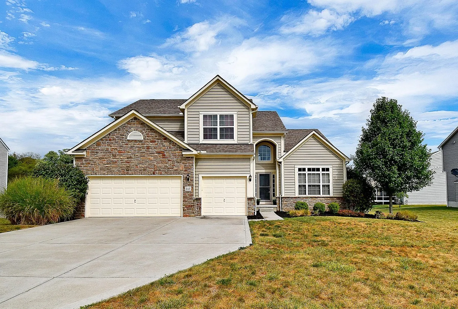 247 Crimson Dr photo 1