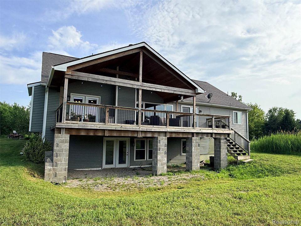 1st image of 2543 Greenwood Rd