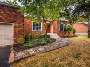 9005 Lethborough Dr, Jeffersontown, KY 40299