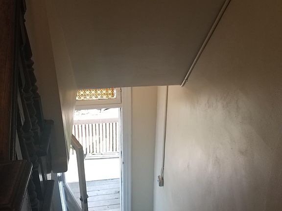 5th image of 3407 Glenmore Ave Ste 4