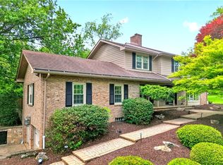 2 Concord Dr, McKeesport, PA 15135