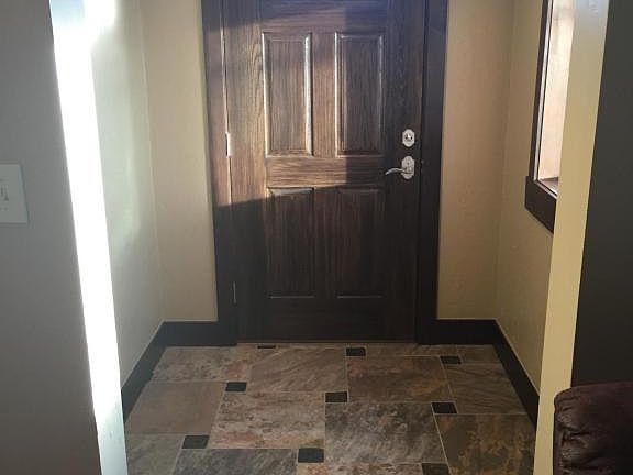 3rd image of 5 E Topaz Ave