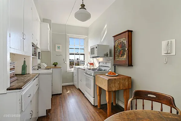 Sold by Corcoran | media 15