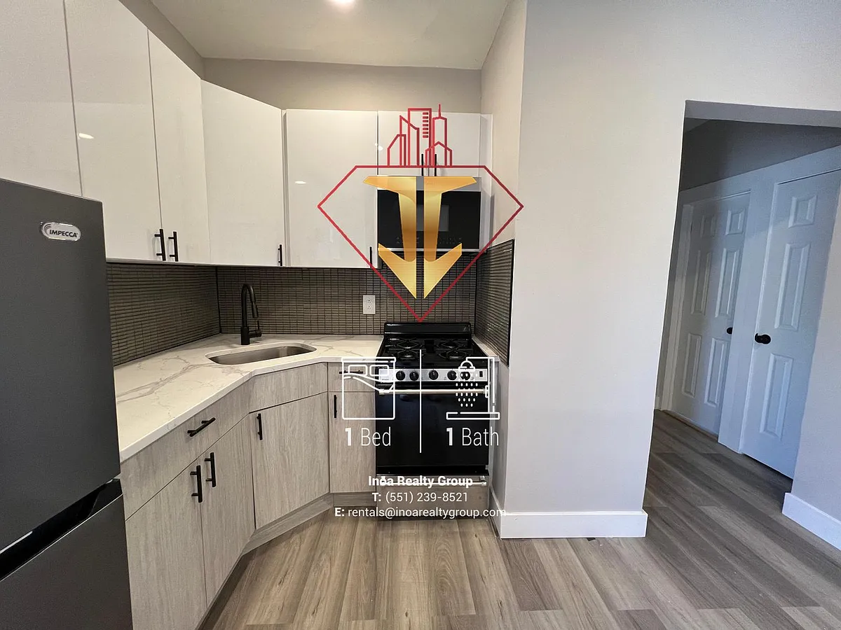 Building Photo - 104 Booraem Ave #34