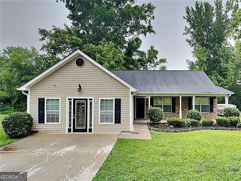 1st image of 113 Kayla Ct