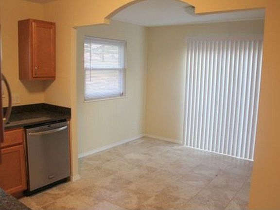 3rd image of 4473 Miletus Dr