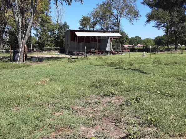 313 County Road 3984, Winnsboro, TX 75494