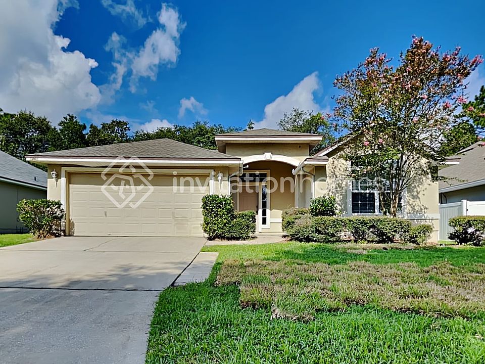 1st image of 2860 Coachman Lakes Ct