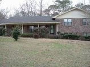 149 Bunker Dr, Athens, GA 30607