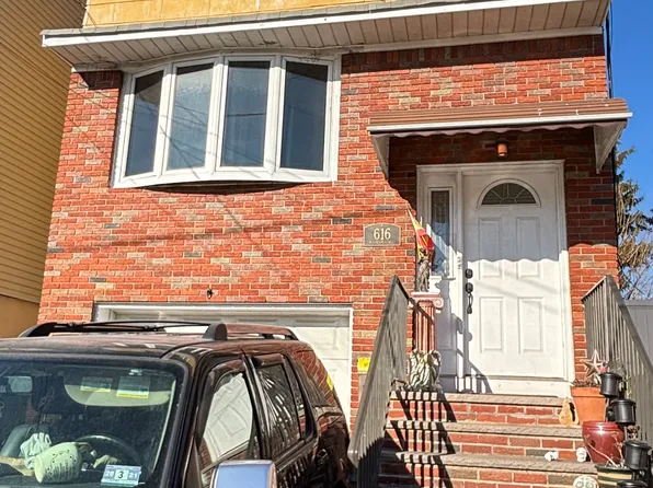 616 Wilhelm St Floor 2, Harrison, NJ 07029