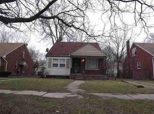 19451 Warwick St, Detroit, MI 48219