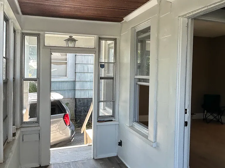 149 Culbert St — Photo 9